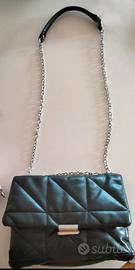 Borsa  nera da donna Stradivarius