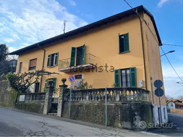 Abitazione singola con ampio giardino