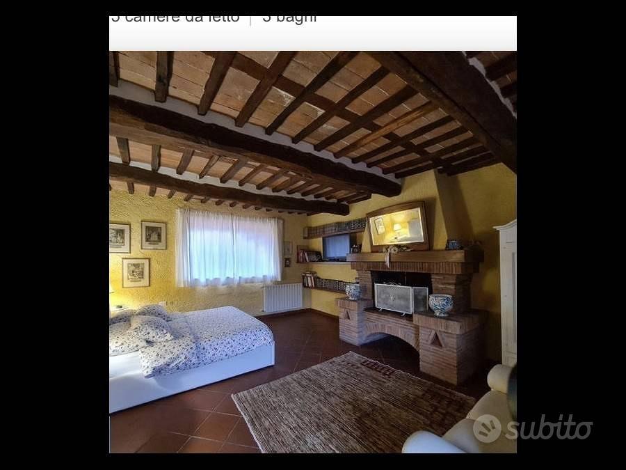 Rustico / Casale di 250 m² con più di 5 locali a M - Vista 5
