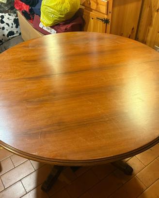 Tavolo in legno
