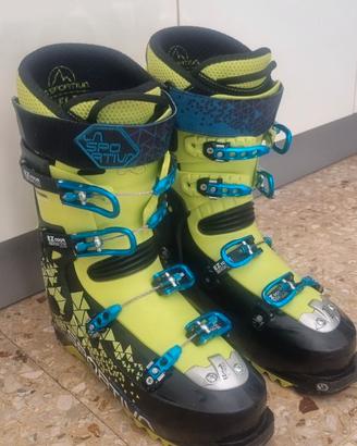 Scarponi scialpinismo la sportiva