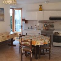 Appartamento piano terra - Quadrelli