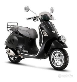Piaggio Vespa 300 GTV VIA MONTE NAPOLEONE