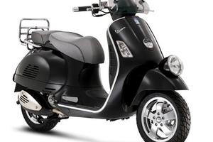 Piaggio Vespa 300 GTV VIA MONTE NAPOLEONE