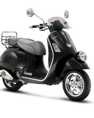 Piaggio Vespa 300 GTV VIA MONTE NAPOLEONE