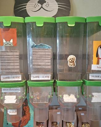 distributore per crocchette