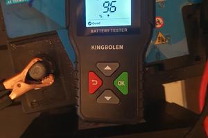 Due batterie auto 12 v