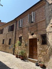 Appartamento in centro a Treia con vista Sibillini