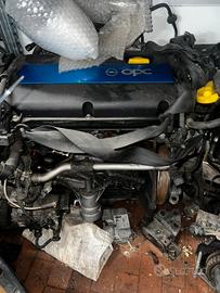 Motore opel corsa opc