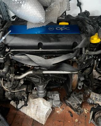 Motore opel corsa opc