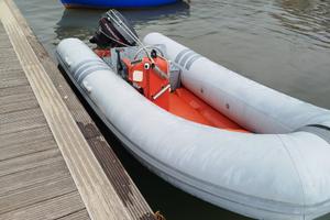 Gommone Marshall M80 Ritubato