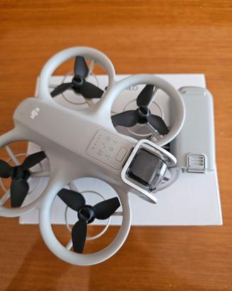 DJI Neo — drone leggero (135 g) — usato pochissimo