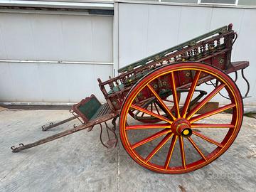 Carro agricolo l'epoca decorato