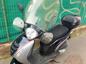 scooter Honda PS 150