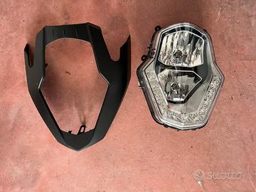 Proiettore anteriore e mascherina  KTM 1090