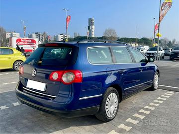 VOLKSWAGEN PASSAT 2.0 TDI 140 CV EURO 5 2010 NAVI