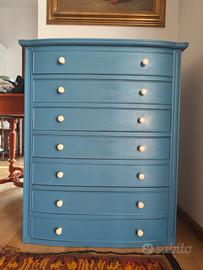 cassettiera azzurra 