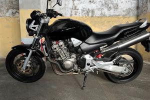 Honda Hornet ( Ricambi )  900 Anno 2002 Completa