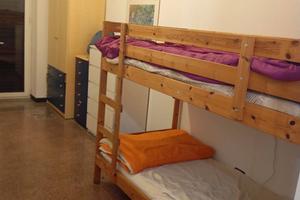 Stanza doppia luminosa in appartamento nuovo