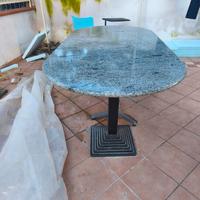 Tavolo in marmo pregiato grigio 