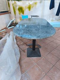 Tavolo in marmo pregiato grigio 