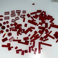 LEGO parti rosse.