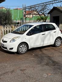 Toyota Yaris 2011