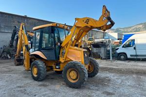 TERNA KOMATSU 2CX