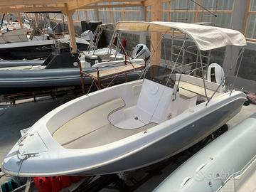 HONDA BF40 SPORT WHITE 2026 & BARCA RED SEA 575