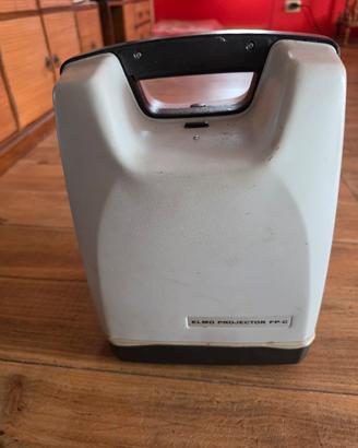 Proiettore super 8