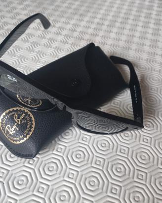 RayBan Wayfarer 