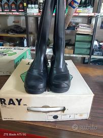 stivali motociclista in pelle