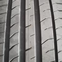 gomme auto 235/50 r18