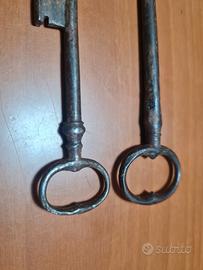 ANTICA CHIAVE PORTONE IN FERRO 