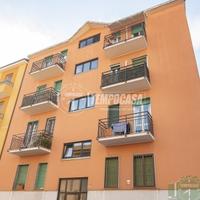 MAGAZZINO CON POSSIBILITA' DI CAMBIO D'USO A LABOR