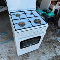 Cucina a gas De Longhi