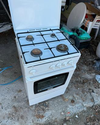 Cucina a gas De Longhi