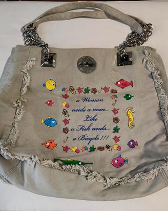 Borsa Le Pandorine - "A woman needs a man."