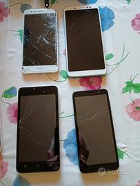 Stock di cellulari per pezzi di ricambio 