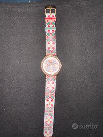 OROLOGIO AVAIA CON CINTURINO IN PELLE COLORATO.