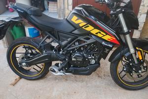 VOGE BRIVIDO - Cc 125 - 4TEMPI. 