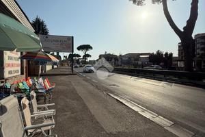 NEGOZIO A MELITO DI NAPOLI