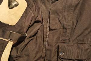 Giubbotti e pantaloni Revit