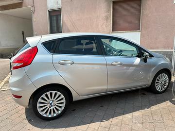 Ford Fiesta 2009 Benzina