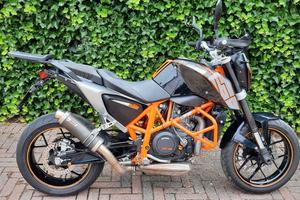 Ktm duke 690 abs