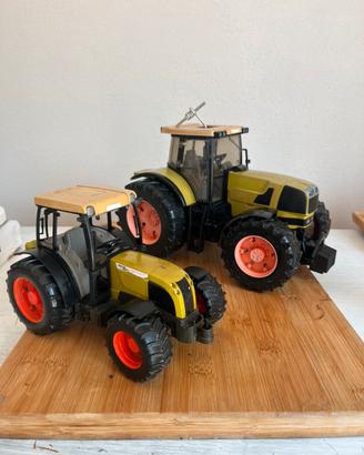 coppia trattori giocattolo CLAAS brüder