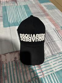 Cappello dsquared