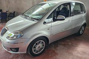 Lancia MUSA 1.3 Mjt 16V 95 CV S&S DPF Oro