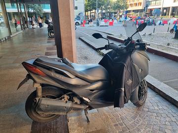Yamaha x max 300