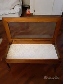 Tavolinetto Vetrina espositore